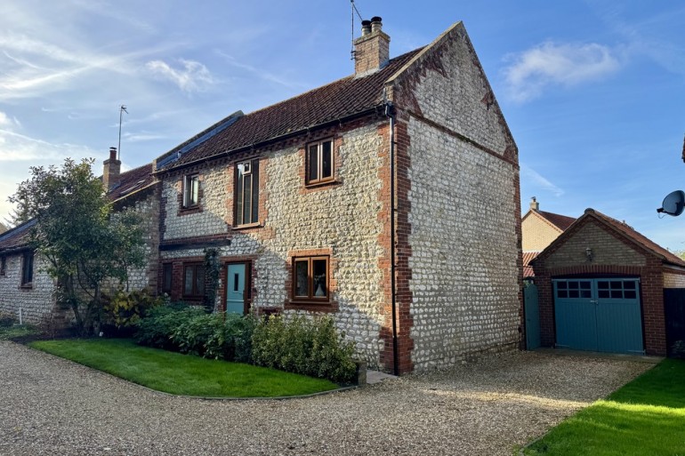 Hythe Road, Methwold